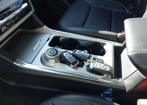 2022 Ford Explorer Xlt из США, поврежденный, VIN 1FMSK7DHXNGA96886